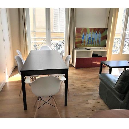 Appartement Avec Vue Cathedrale - 1 A Реймс Экстерьер фото